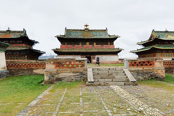 エルデニゾー寺院